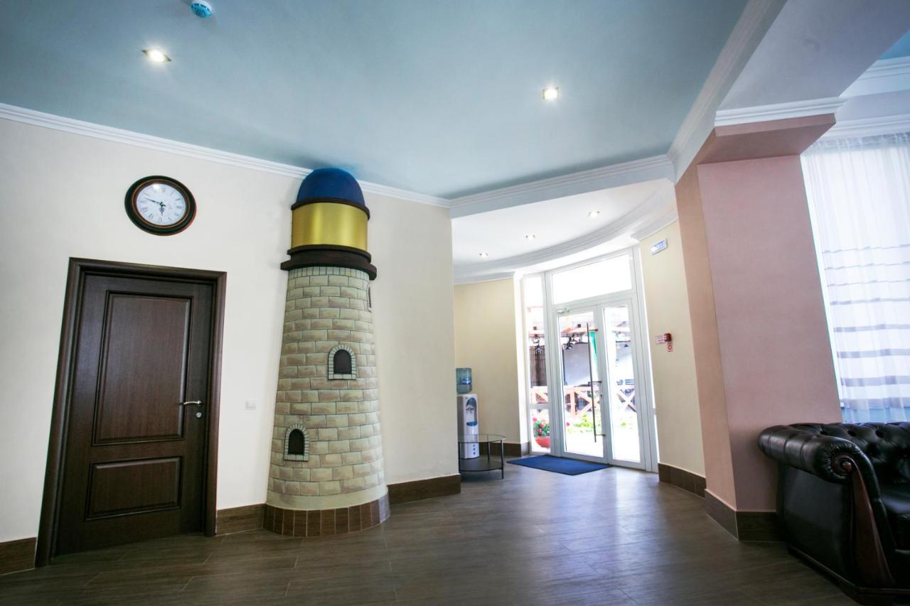 Hotel Acra Suchumi Zewnętrze zdjęcie